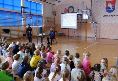 SPOTKANIE Z POLICJANTEM