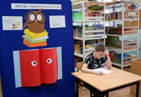 SZKOLNY KONKURS CZYTELNICZY - MISTRZ PIĘKNEGO CZYTANIA