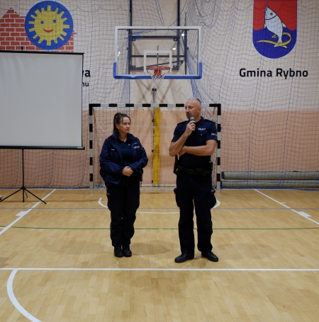 BEZPIECZNIE NA DRODZE - SPOTKANIE Z POLICJĄ